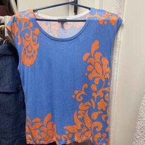 Talbots blue and orange sleeveless light-weight sweater top. Soft.